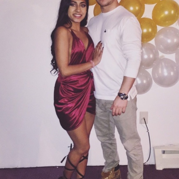 SOLD - Picture 3 of 4